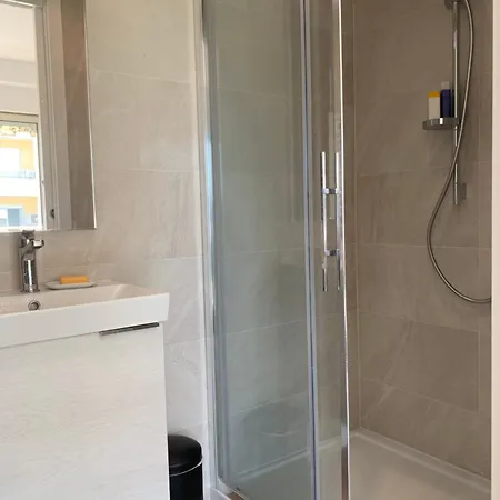 Apartment Bord De Cannes